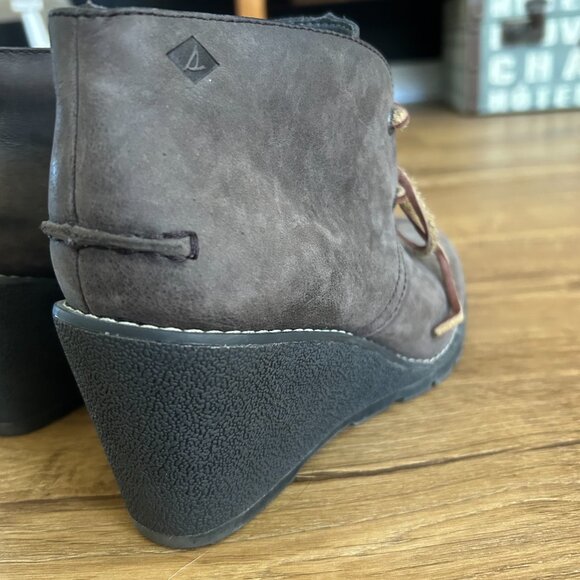 Sperry Top-Sider Greige Booties Size 6 Raised Wedge - Picture 7 of 8